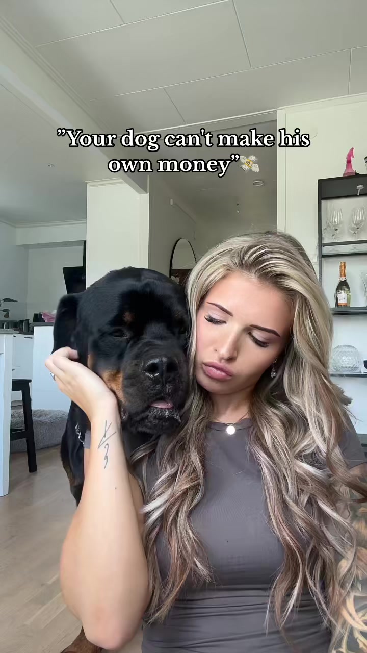 @Sabrina paws