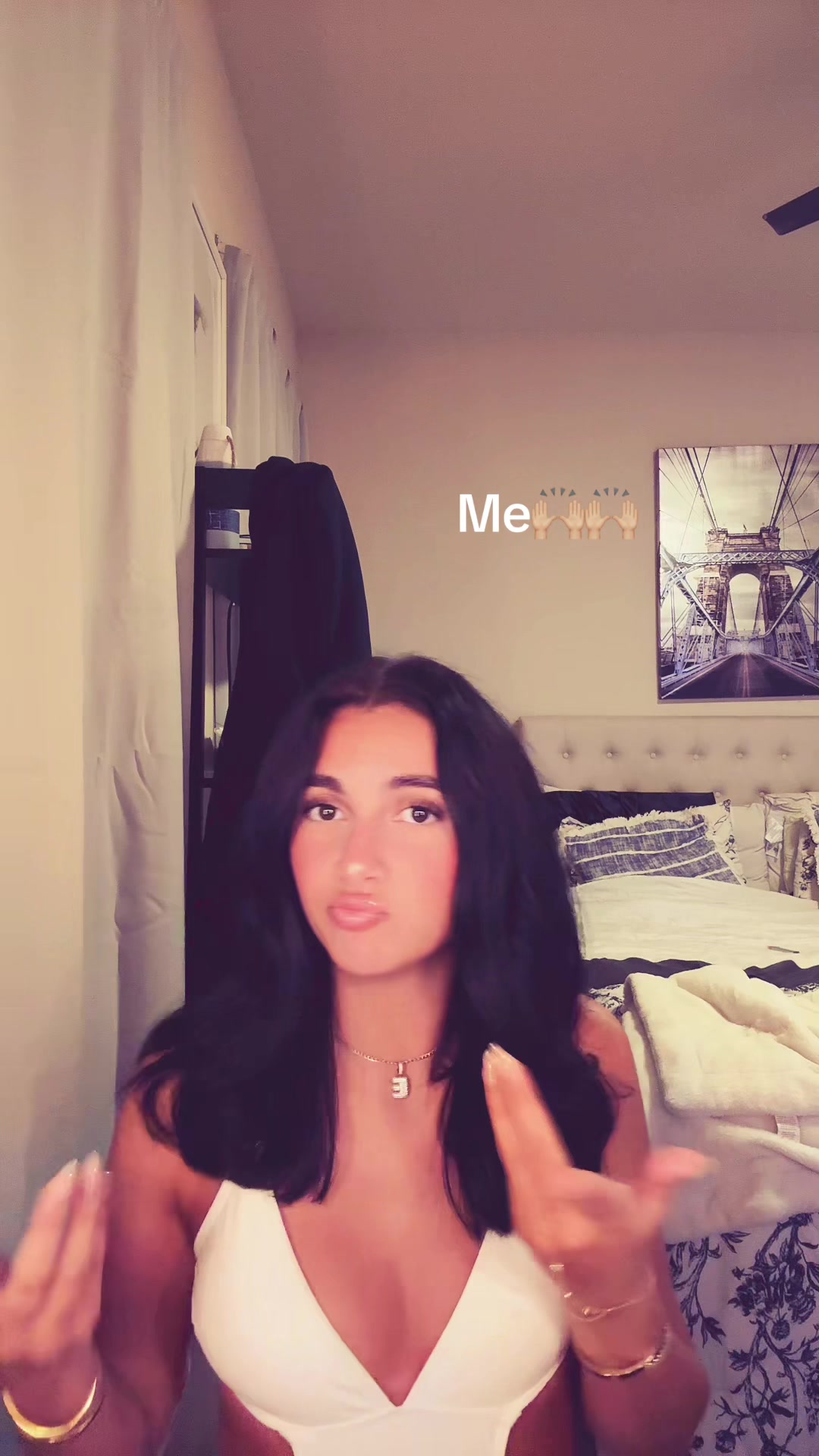 @Elene