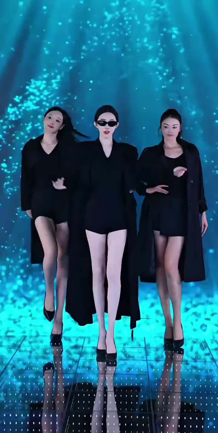 @Sally 王雪莉 大笑笑