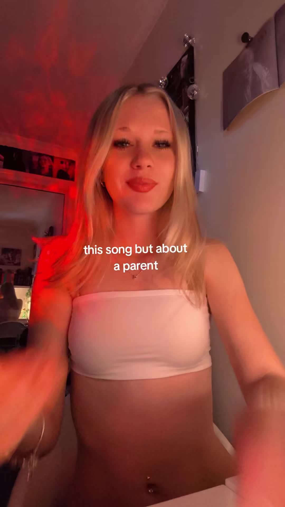 @ellaa🕸️