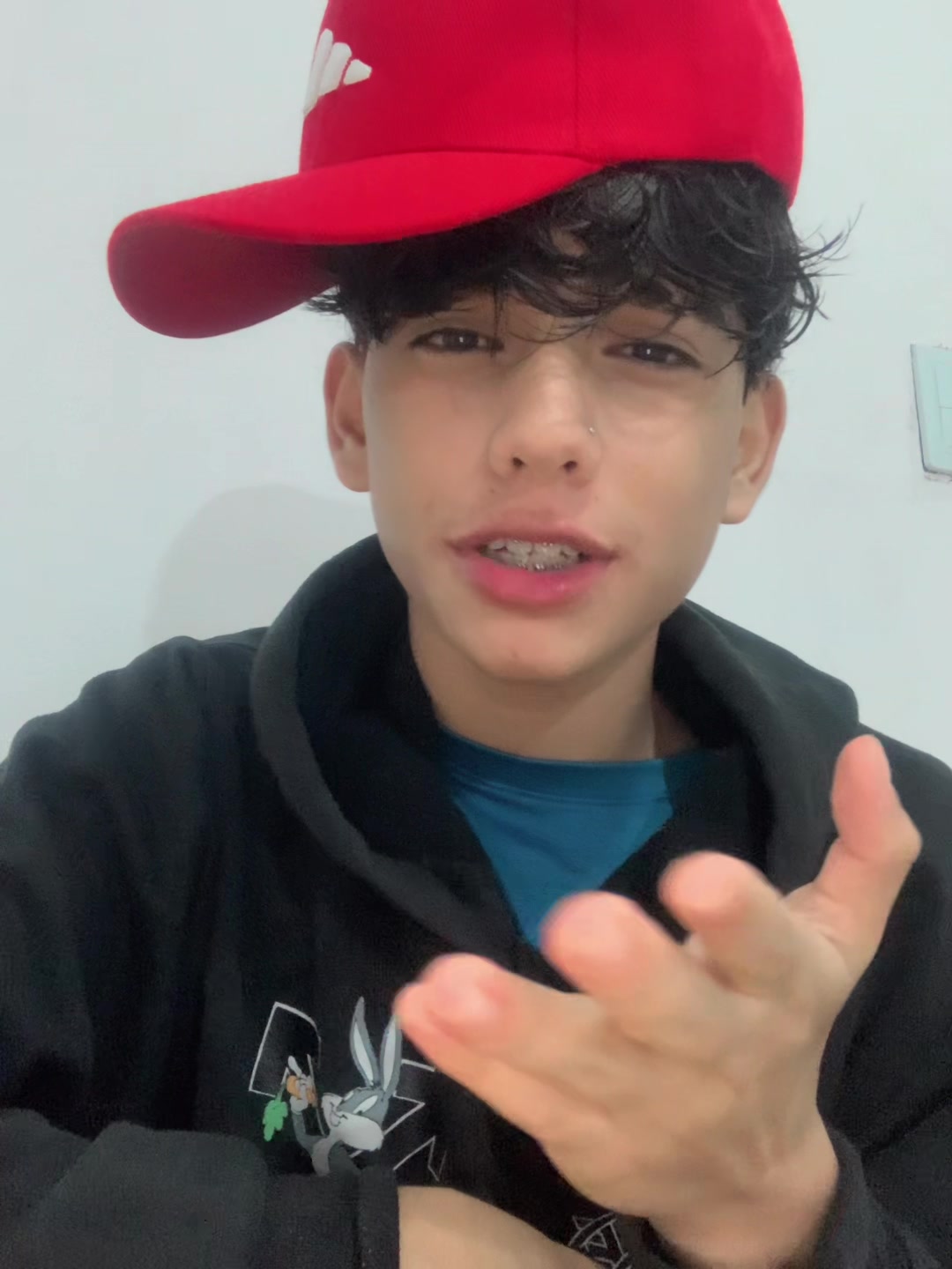 @Emaa 🦈