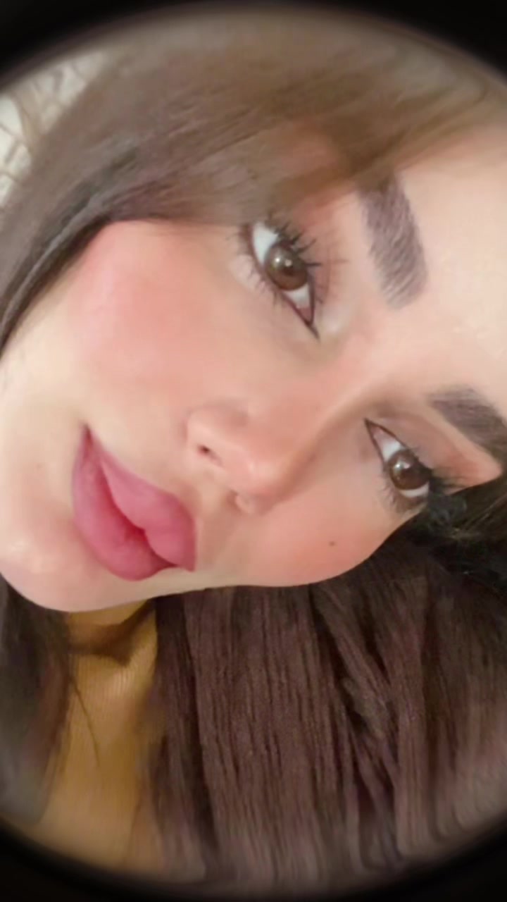@Elaaaa_guzlu