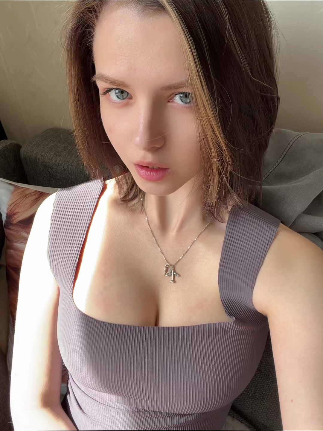 @Ткг:vikushana