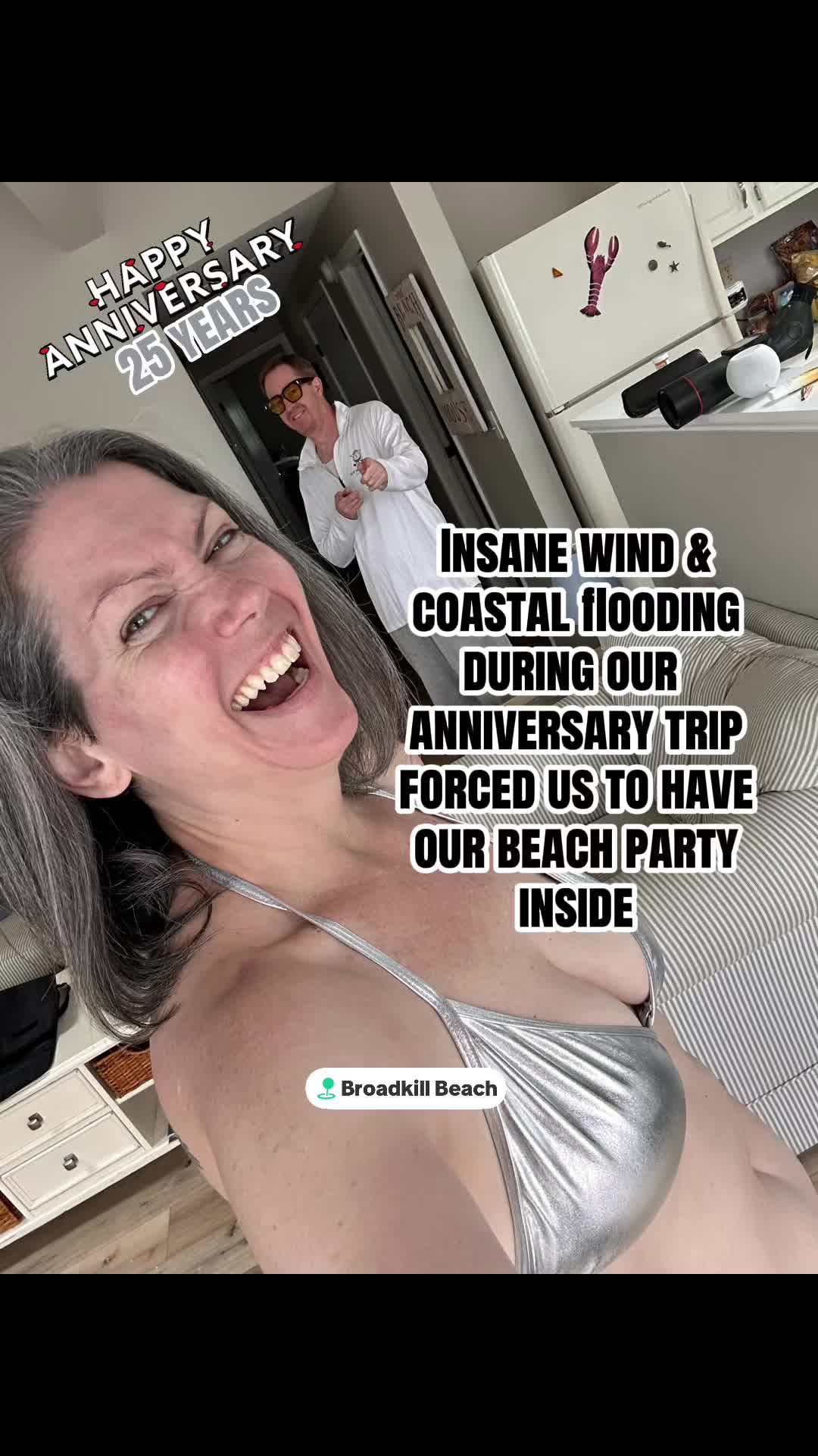 @ShelliSitsWeirdly