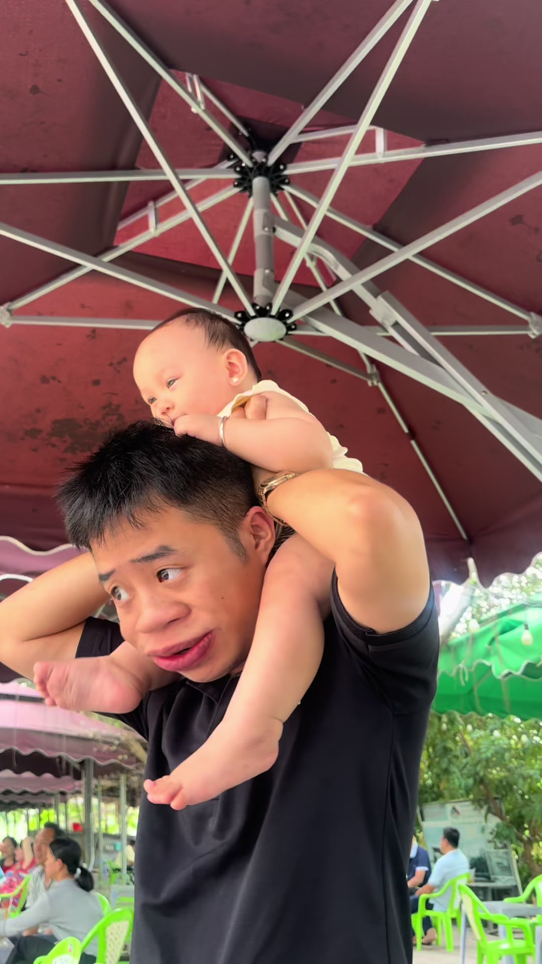 @Kh&aacute;nh &Aacute;o Nịt Tomboy Trans