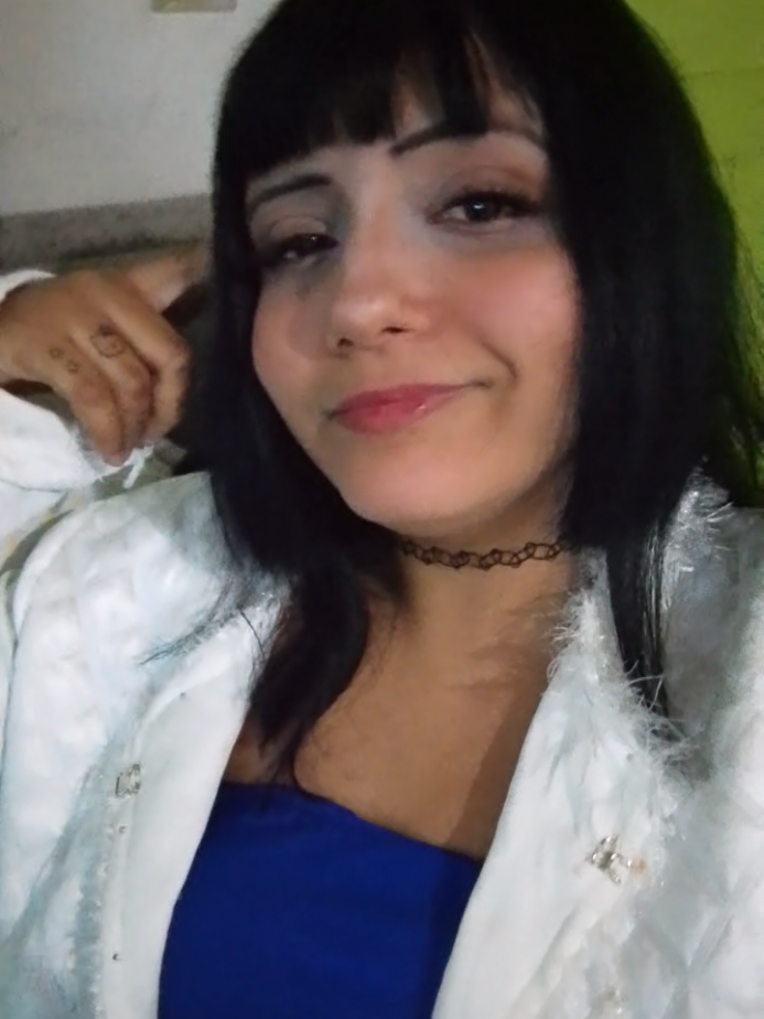 @Vivica'𖣂