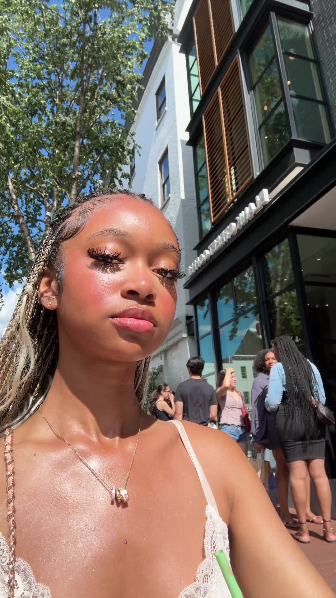 @notfnleya