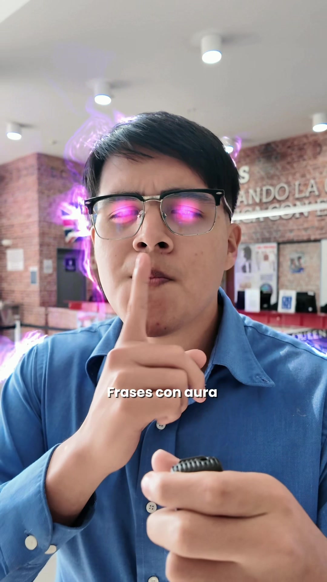 @Británico
