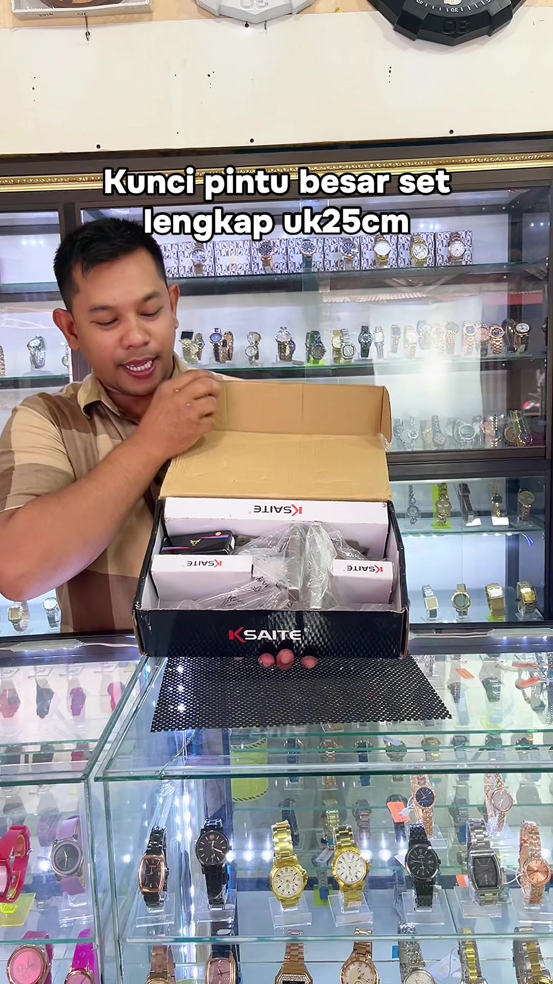 @AISYA WATCH