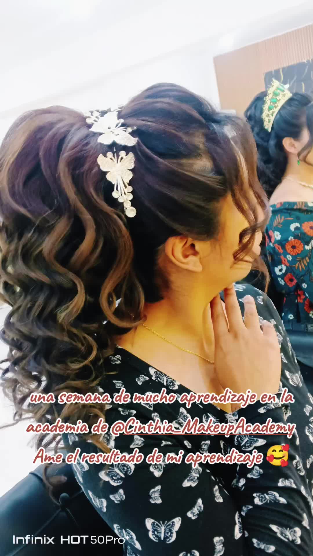 @Clau.Vicki.Sajama