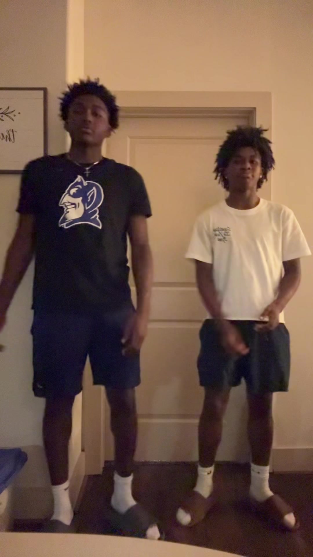 @Zo