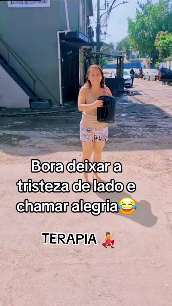 @Lilifeliz
