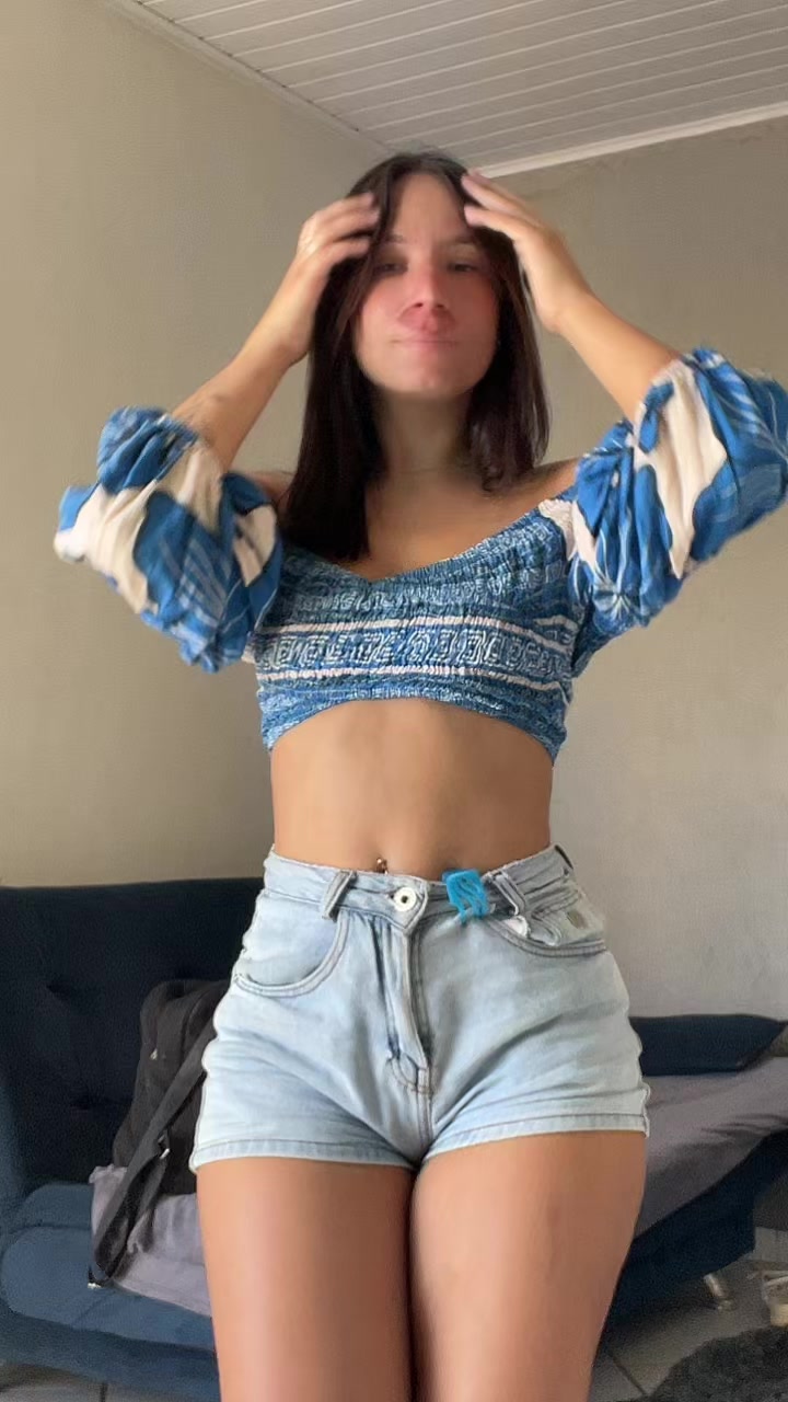 @Nayla0