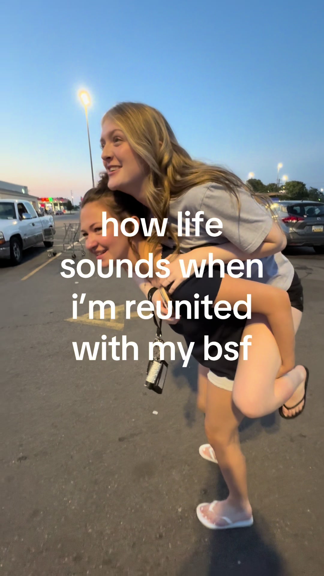 @𑣲 t
