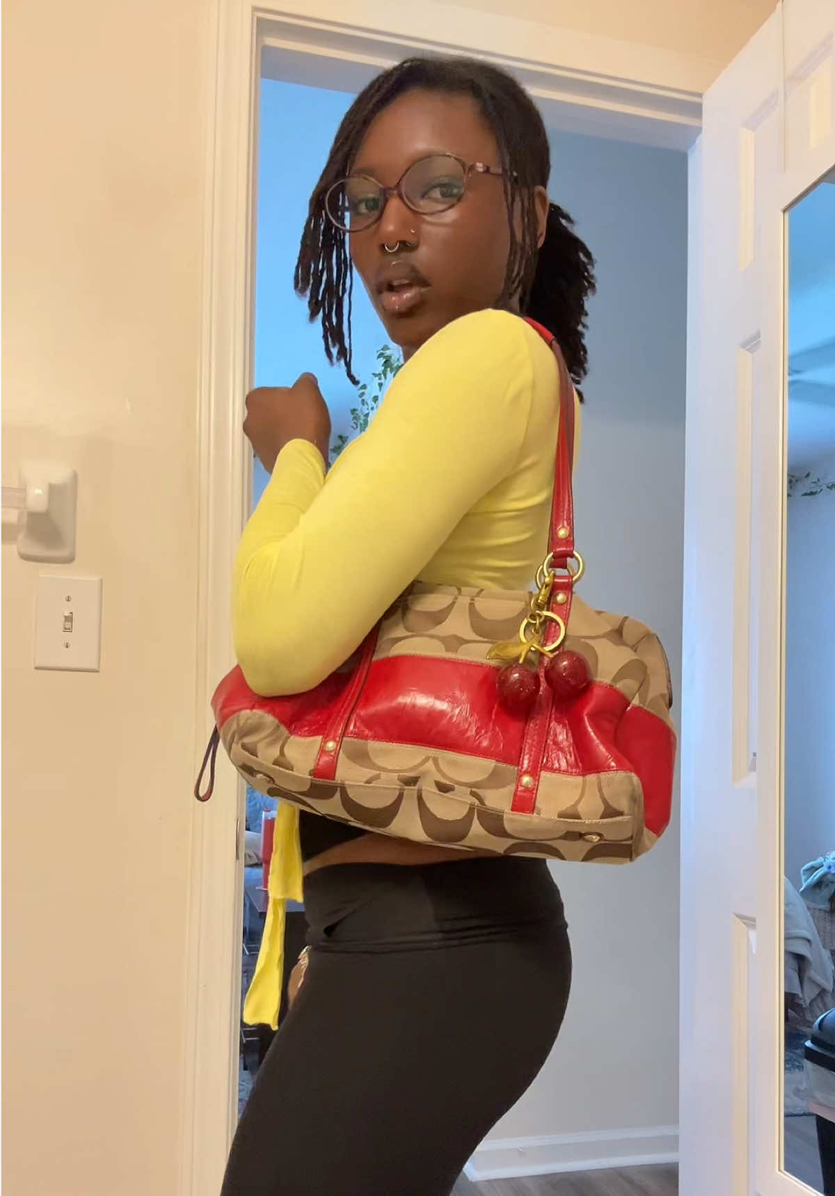 @whimsyqueen🪽