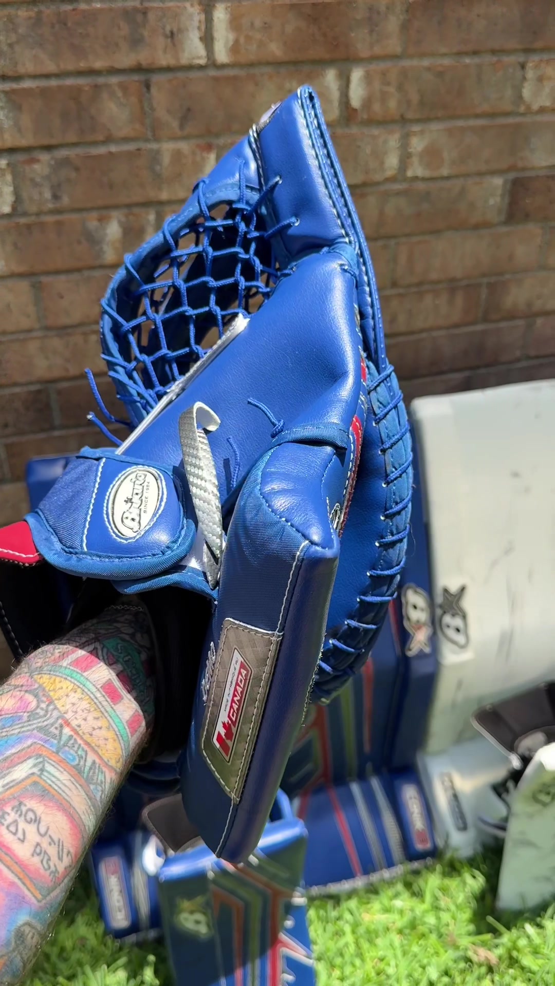 @chrisxdudo | goalie gear snob