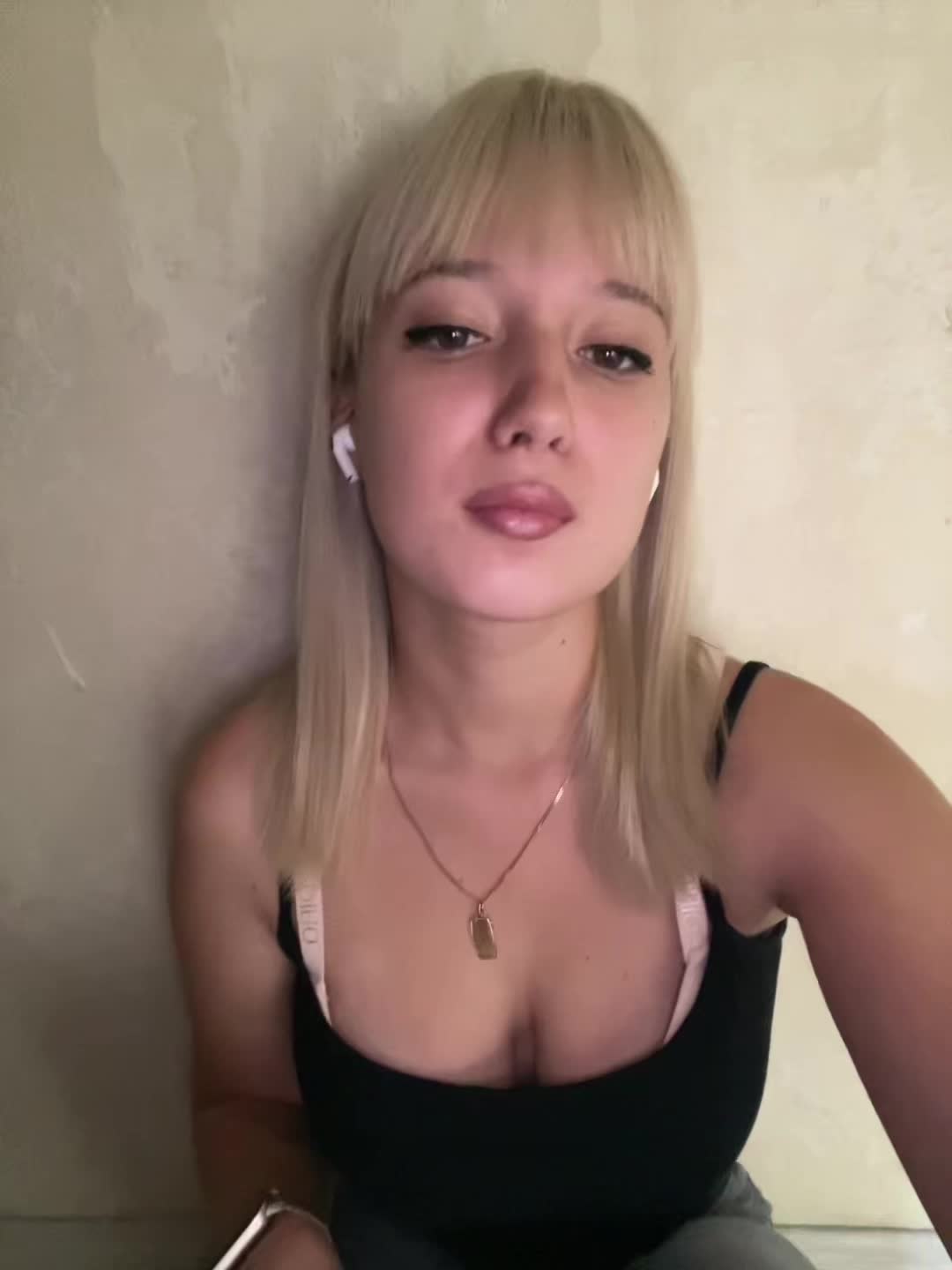 @blondy