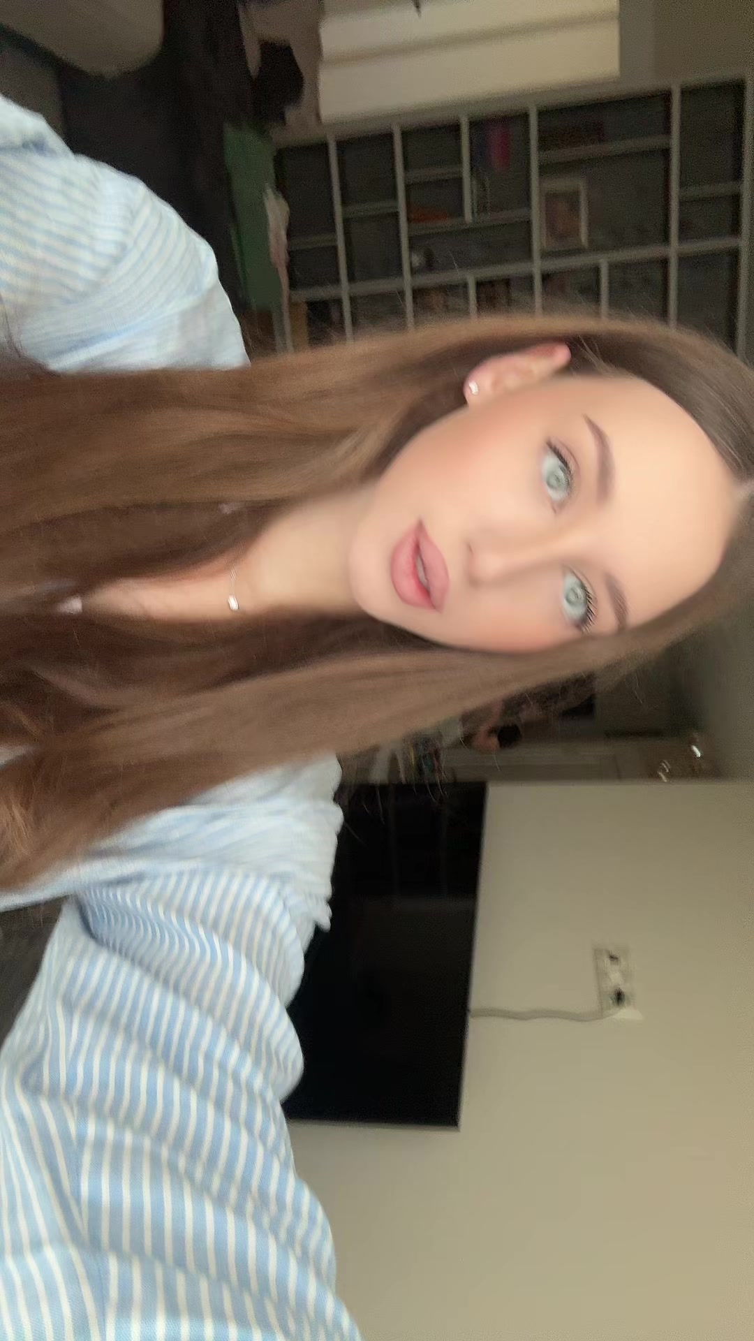 @d