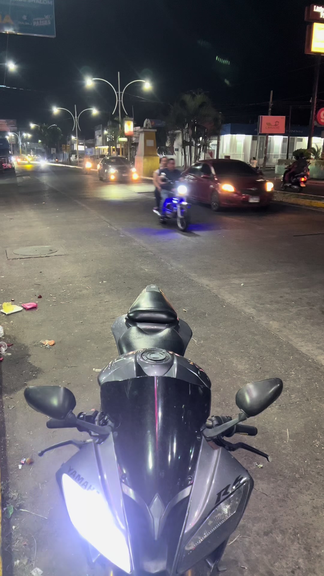 @De Le&oacute;n R6