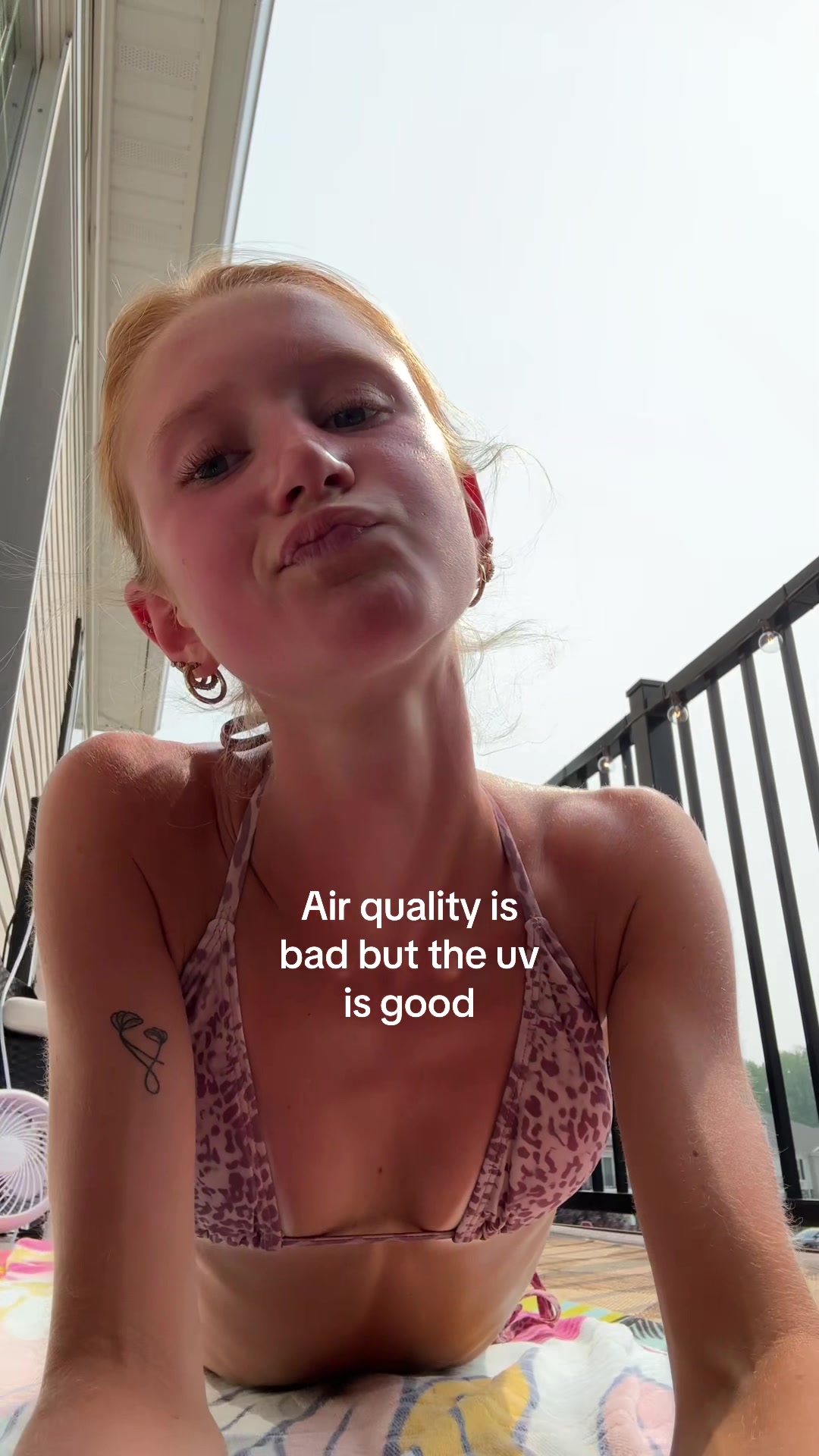 @Ava