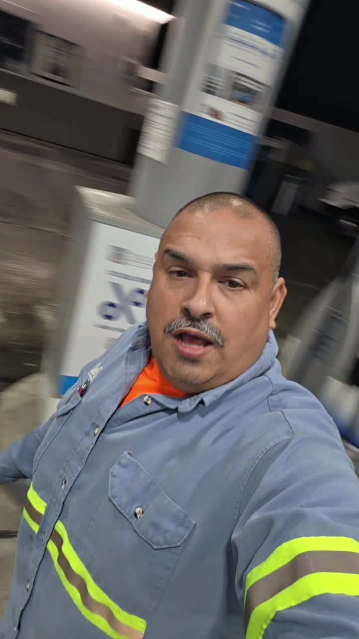 @ROBERTO FARIAS