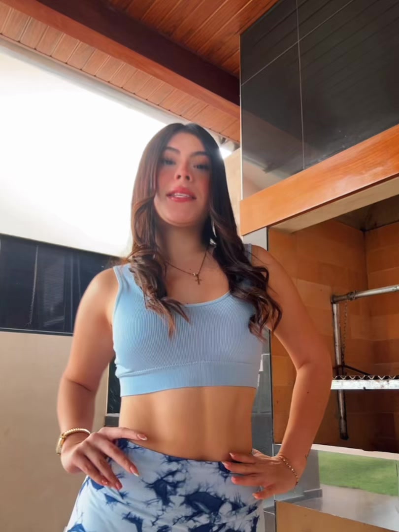 @Fabiana_algaranaz15