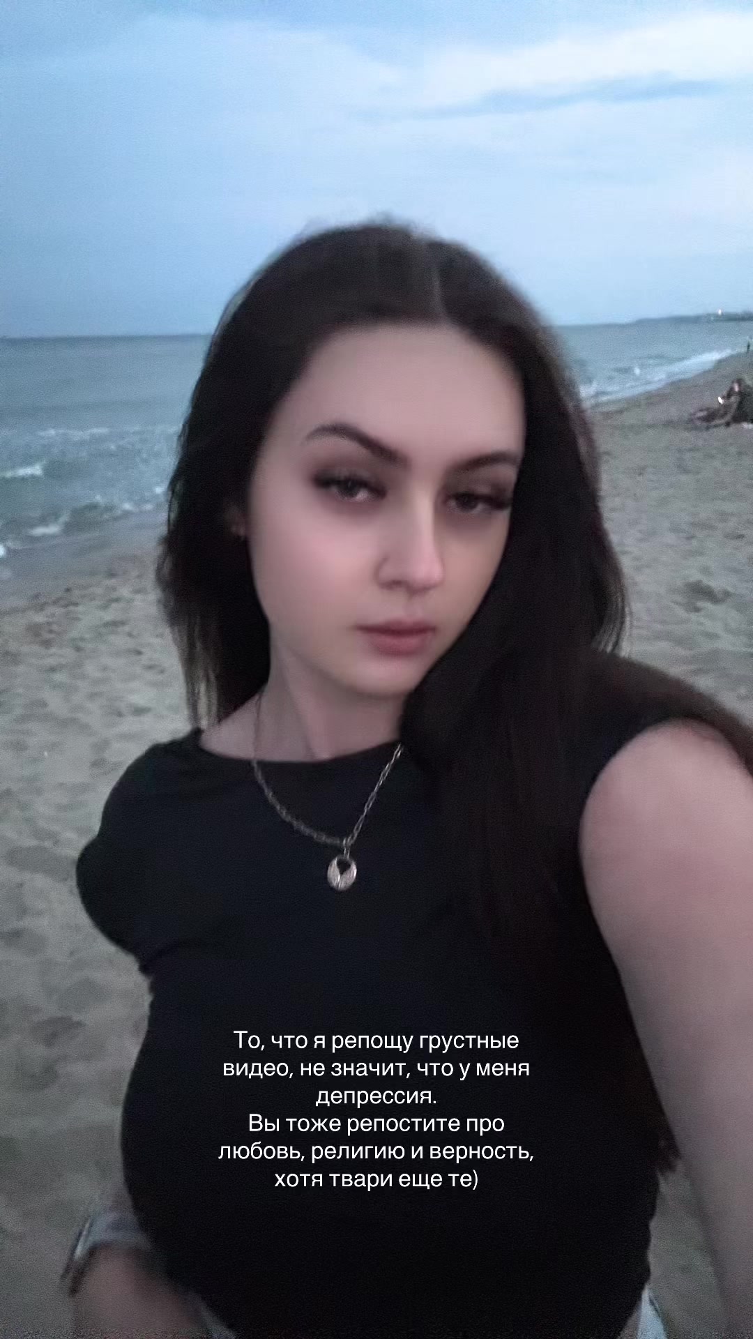 @_elenau_