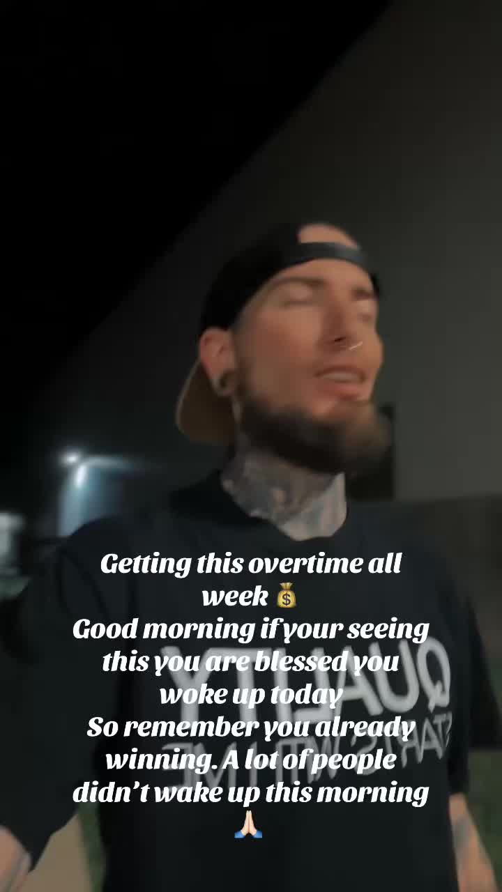 @Hollywood87