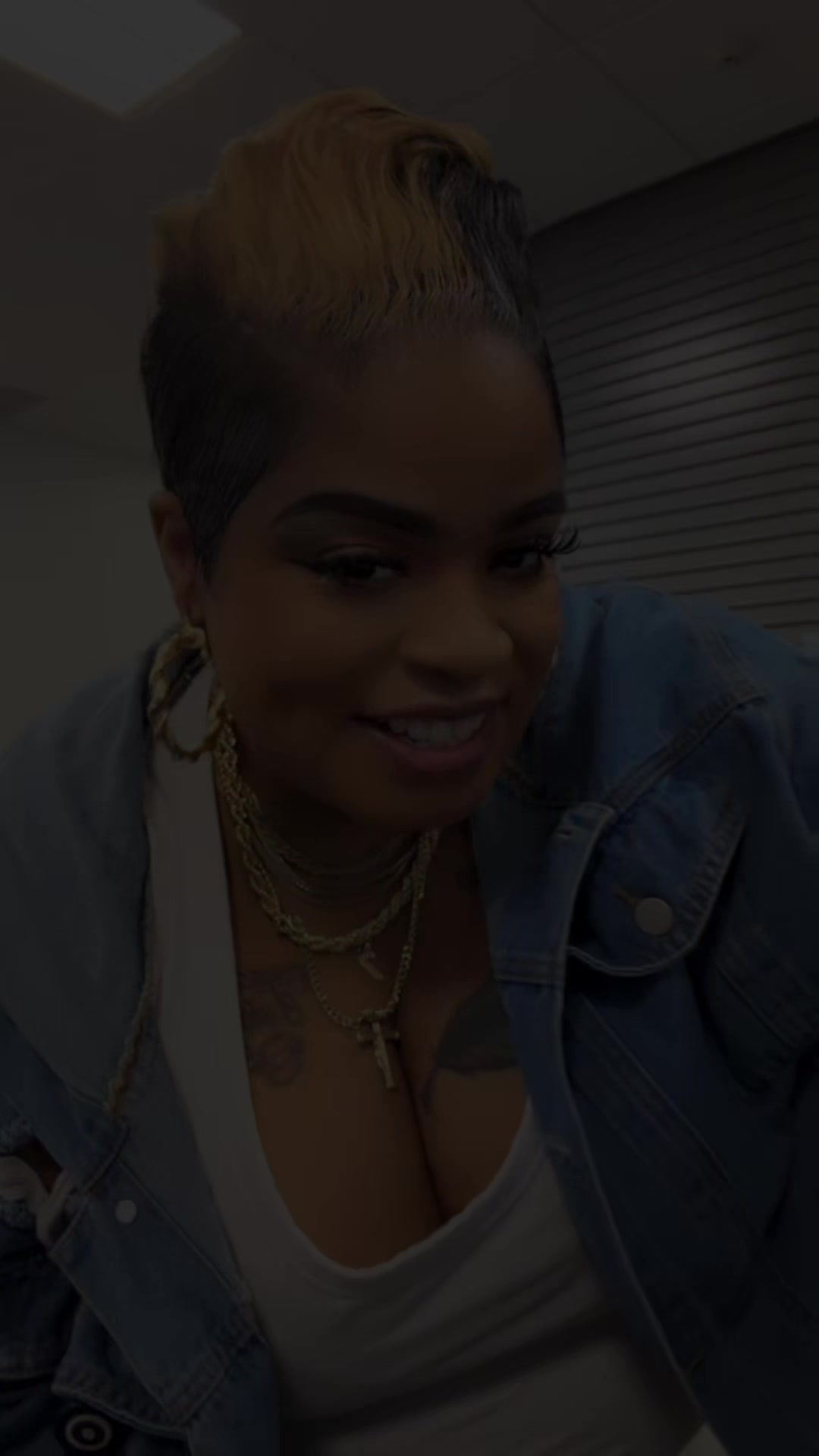 @Voluptuous Hottie 👅