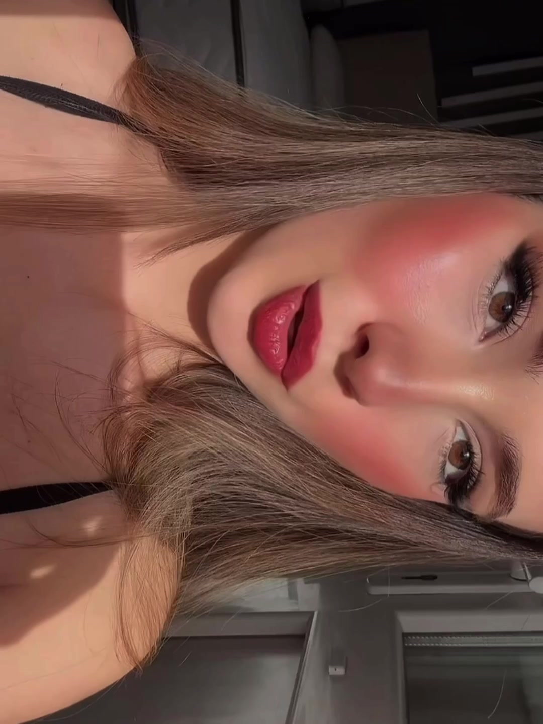 @Vvionissa