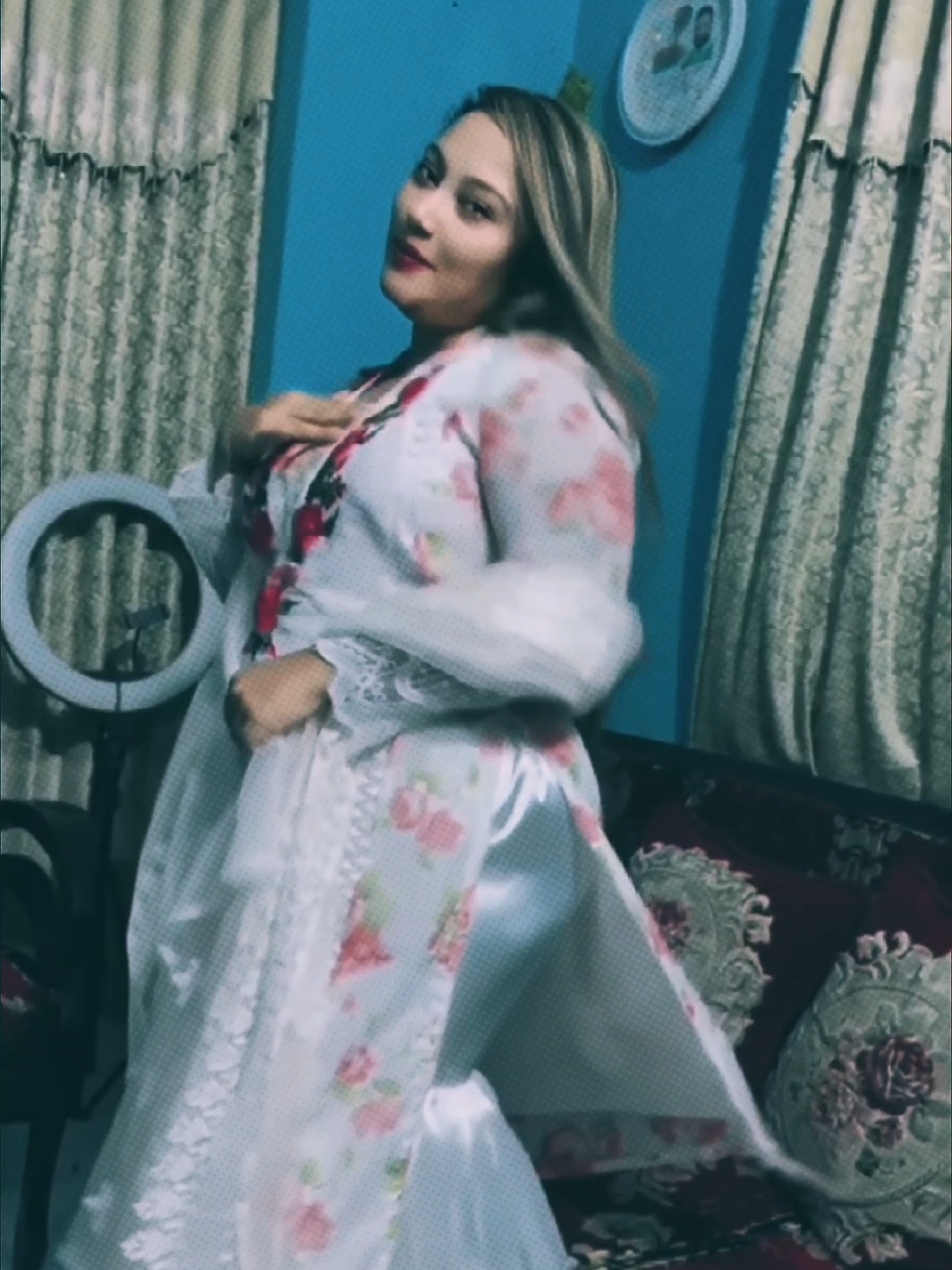 @𝒟ℯ𝓋𝒾𝓁 𝒦𝒾𝓃ℊ 𝒯𝓊𝓉𝓊𝓁