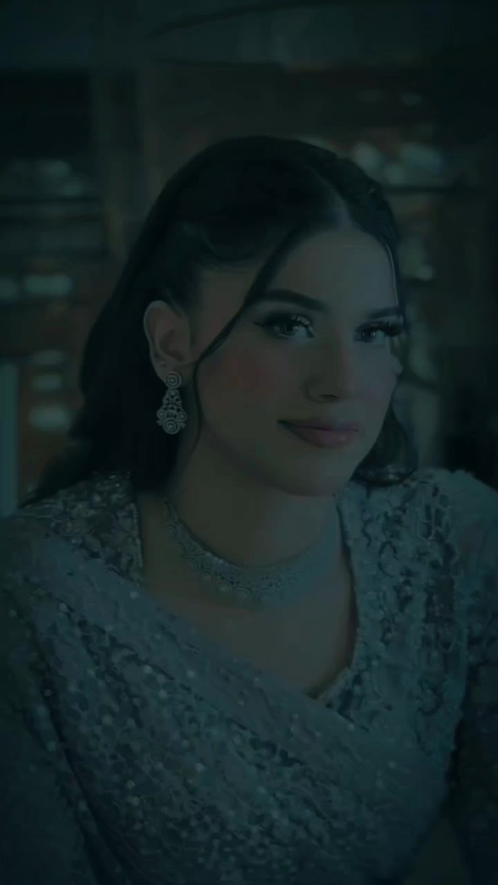 @Alina Amir Live&edits