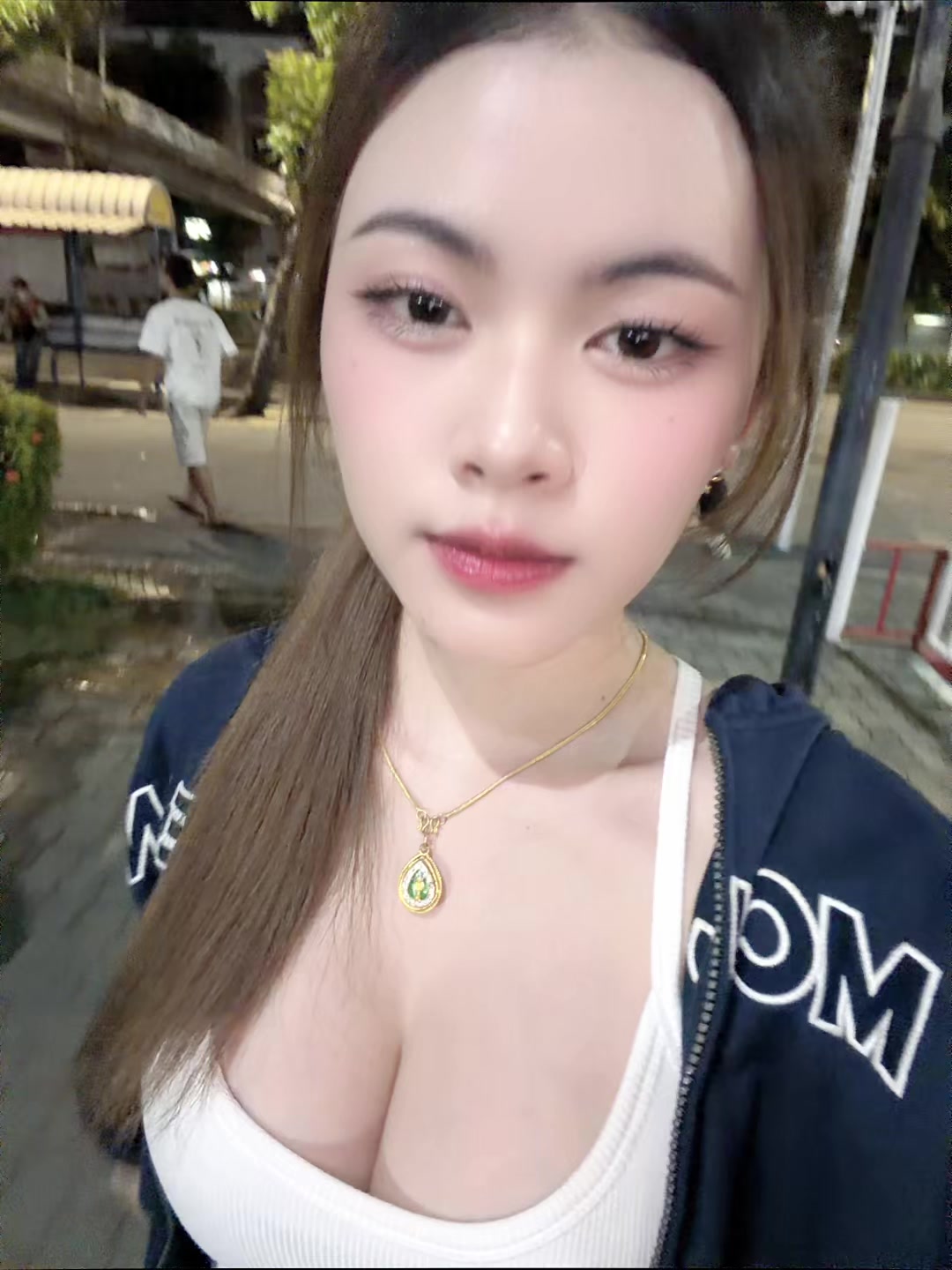 @🐰เอมมี่(ช่องจริง300K👹)