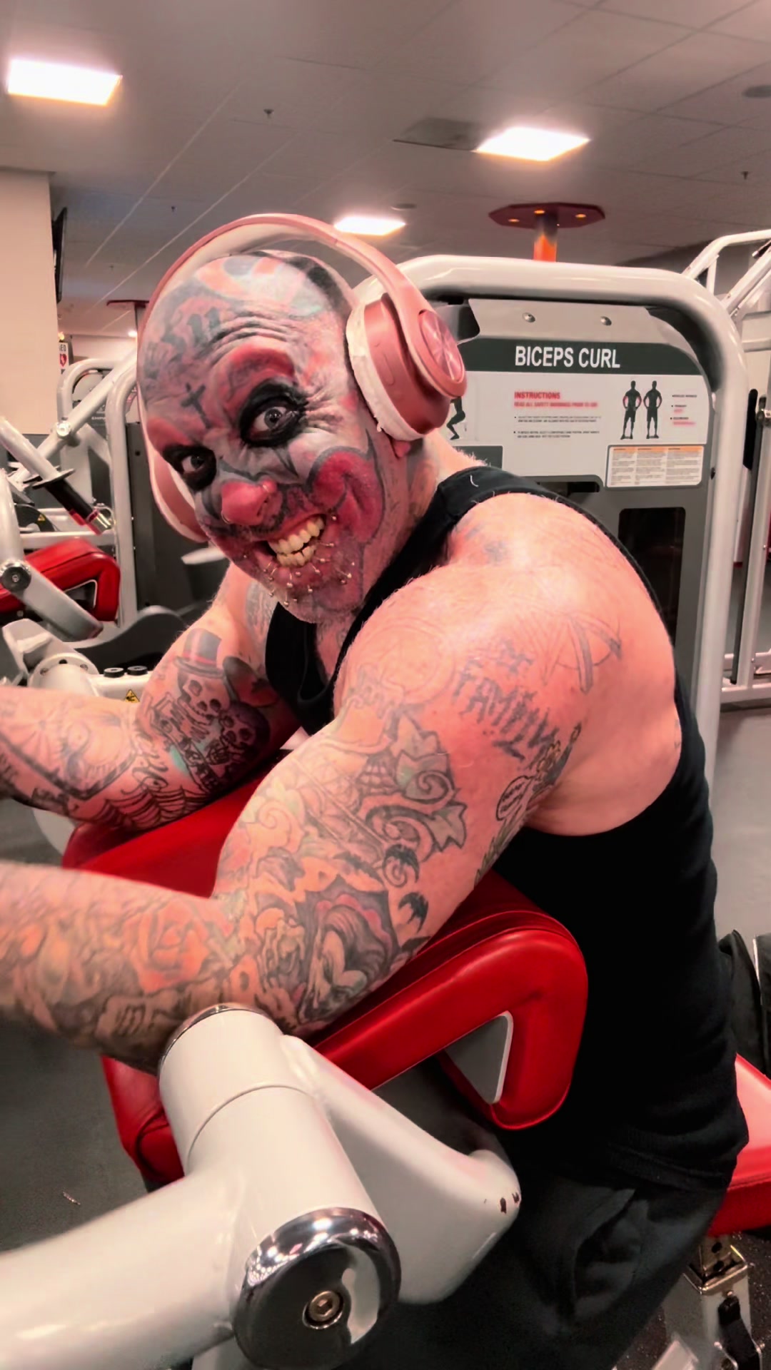 @richiethebarberclown