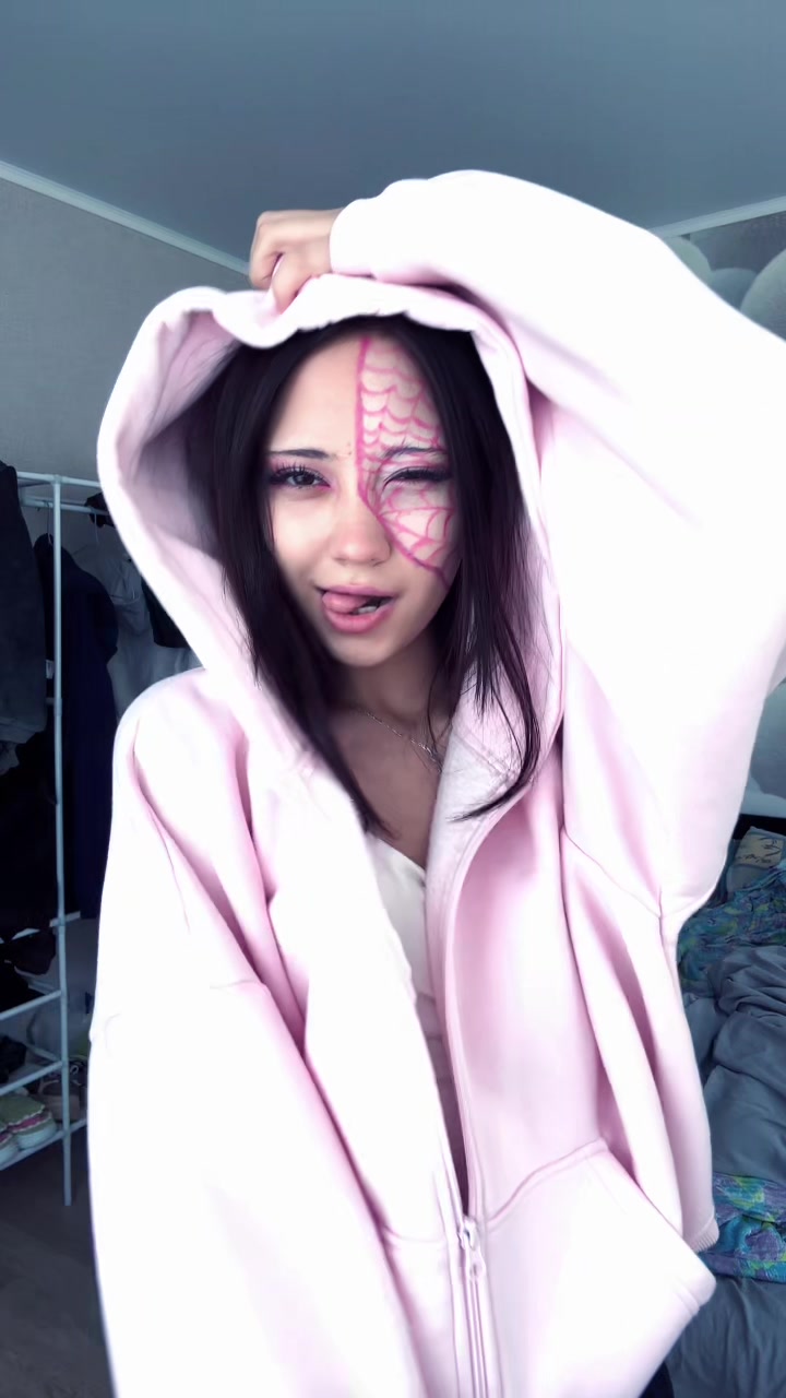 @elinka866