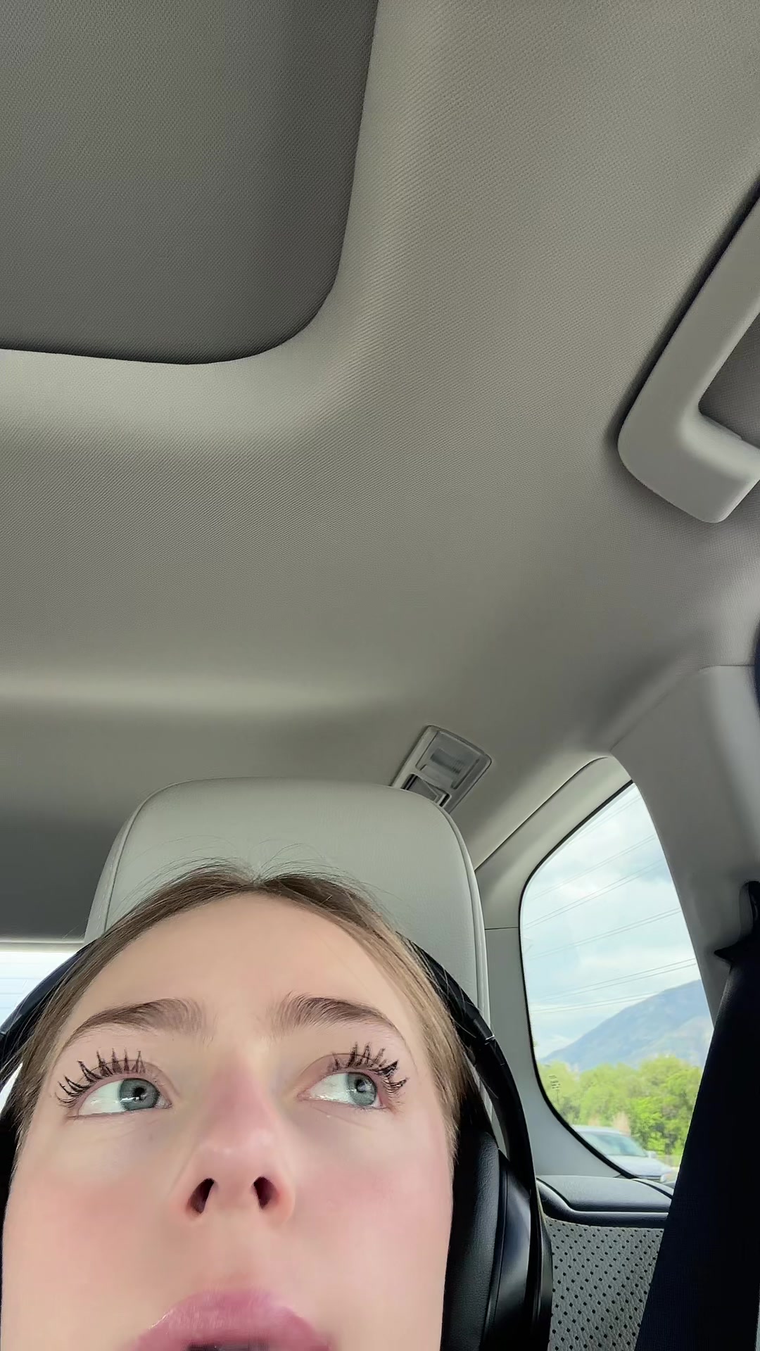 @evie_droz
