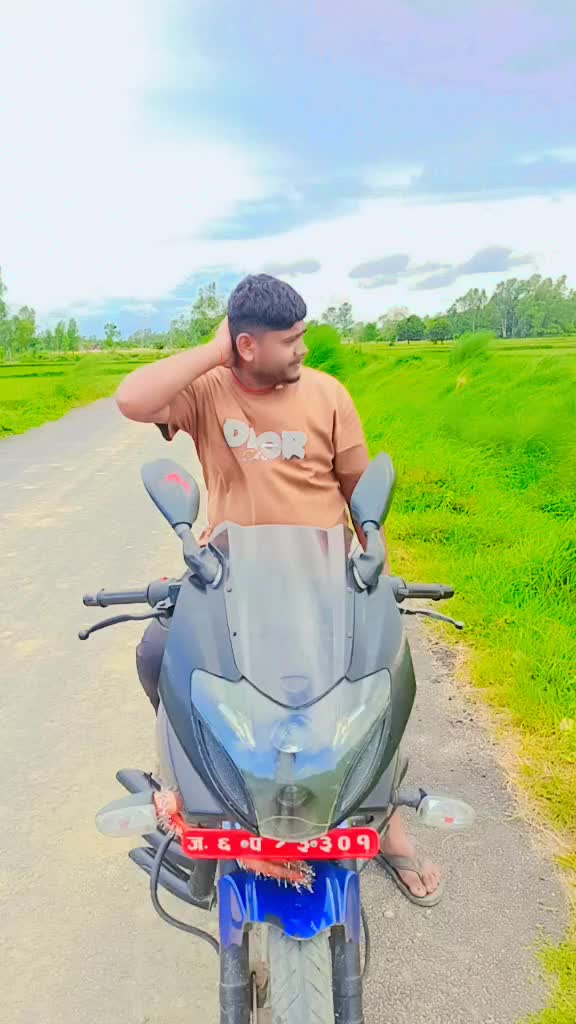 @🧸LALIT👩❤️👨MANiSHA🧸