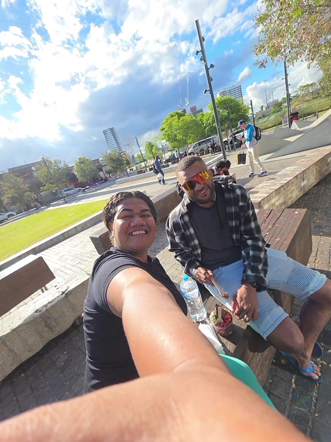 @N I A🇫🇯
