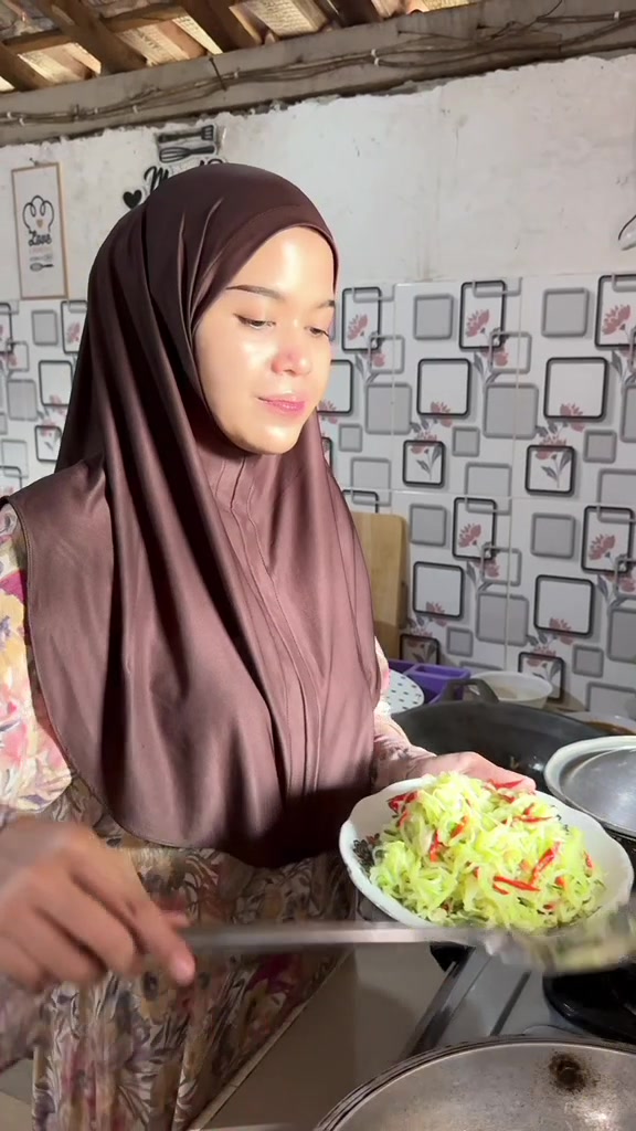 @Yeniwa_