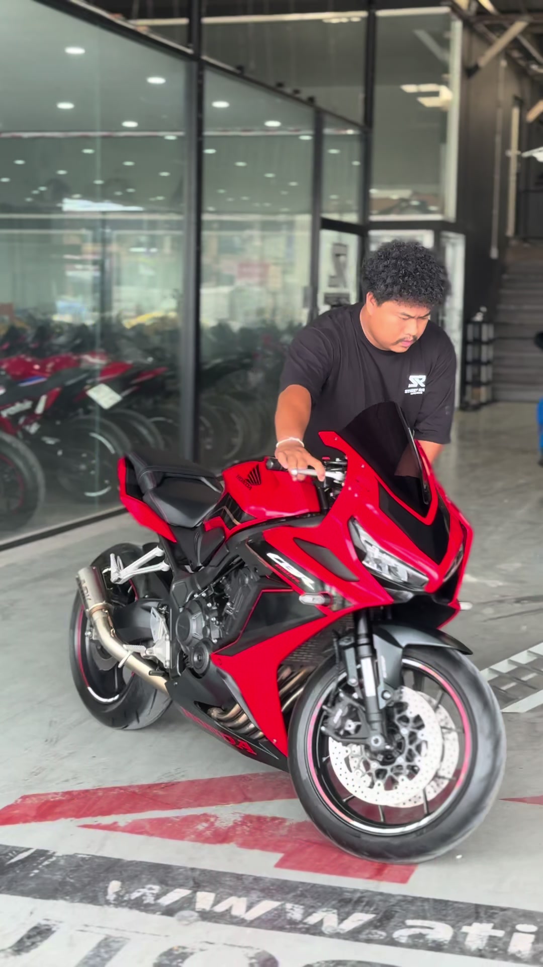 @BANKSTRSUPERBIKE