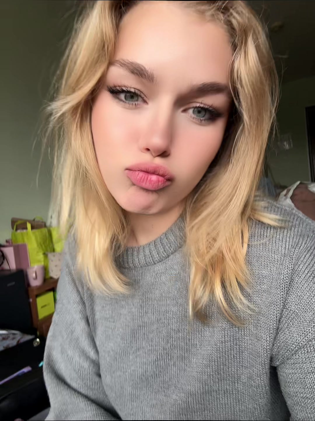 @ana.stezzia