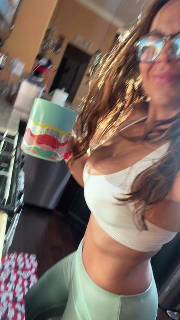 @Mewi619