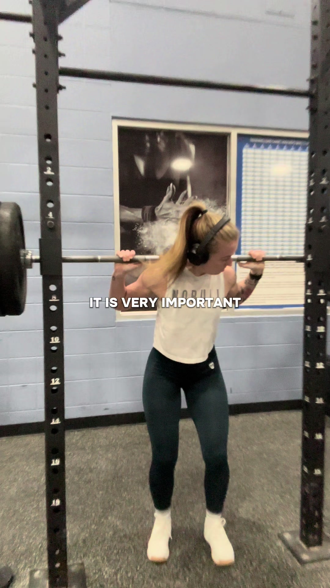 @chelsquats