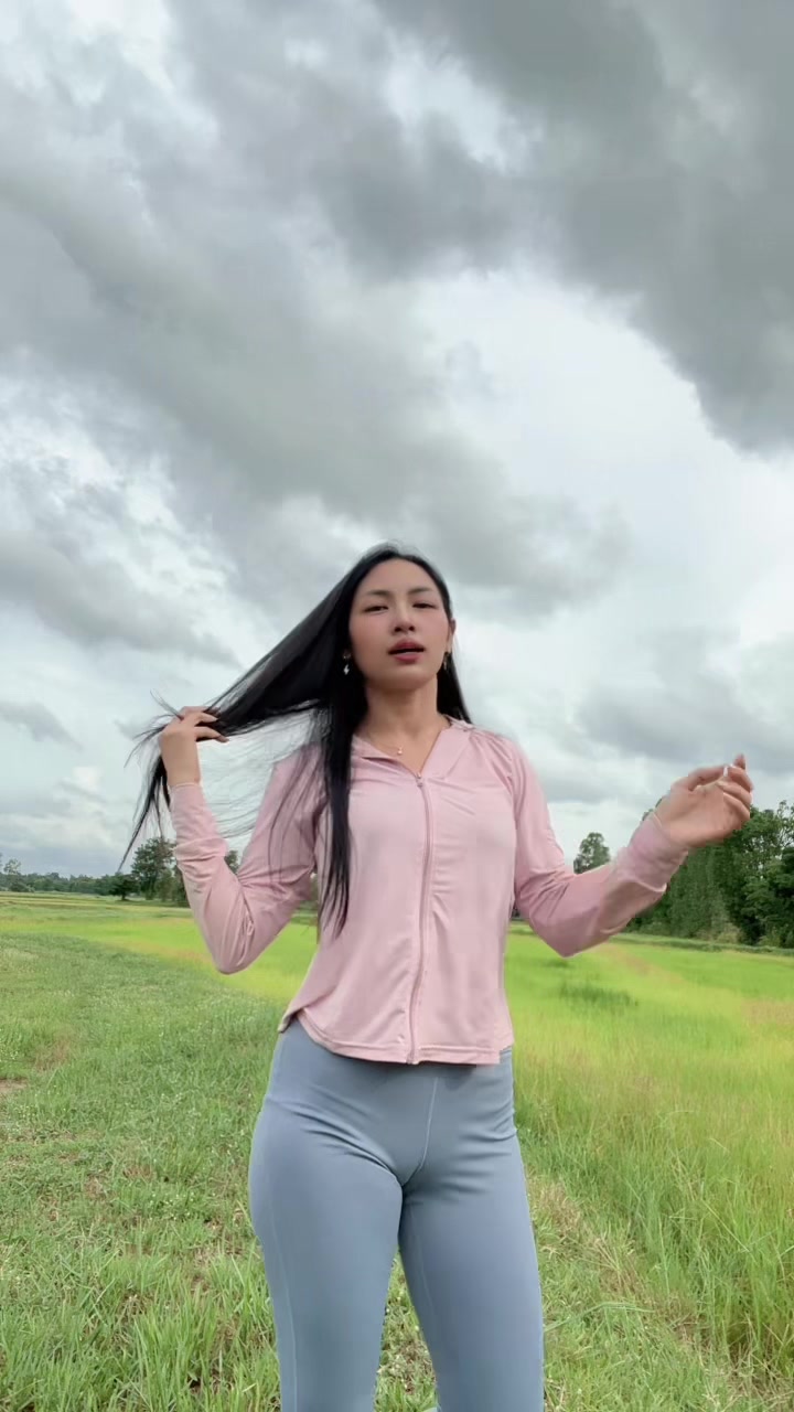 @nong ชื่อน้องค่ะ( 180k )