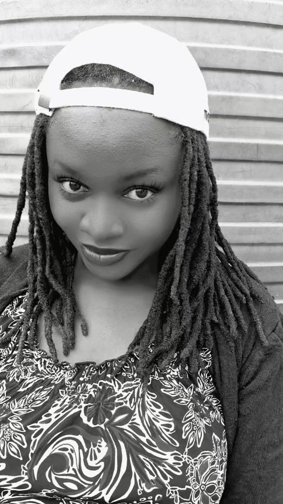 @Junitah M