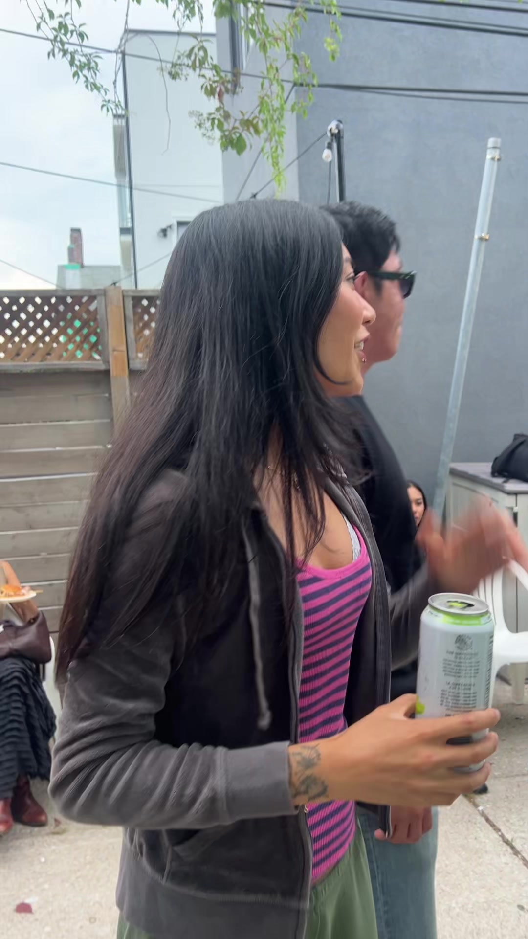 @LipBiteEmoji