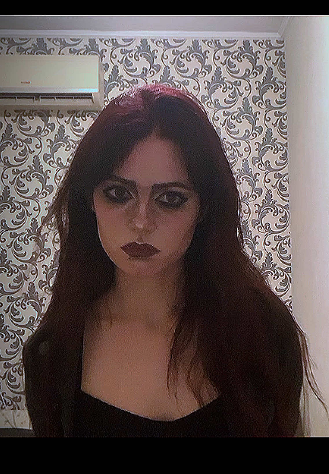 @𝔥𝔢&rsquo;𝔩𝔩𝔤𝔞𖤐