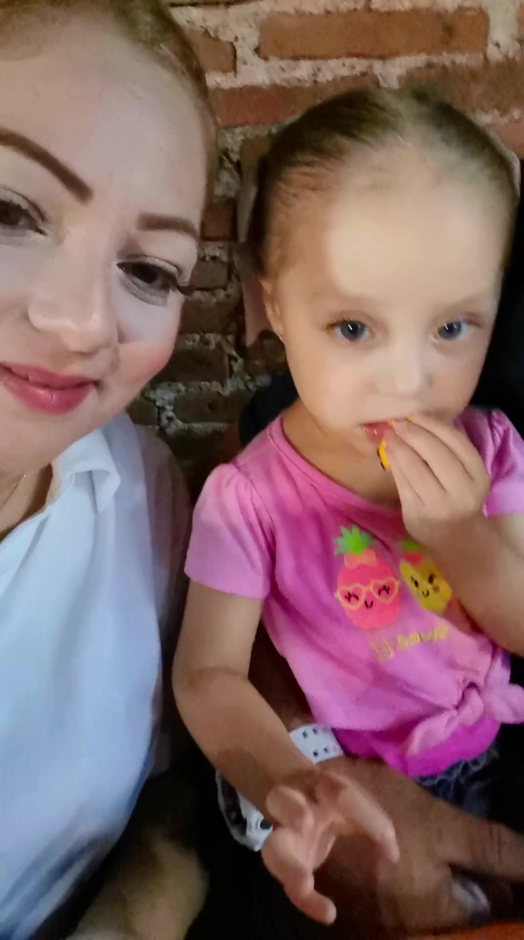 @Ana