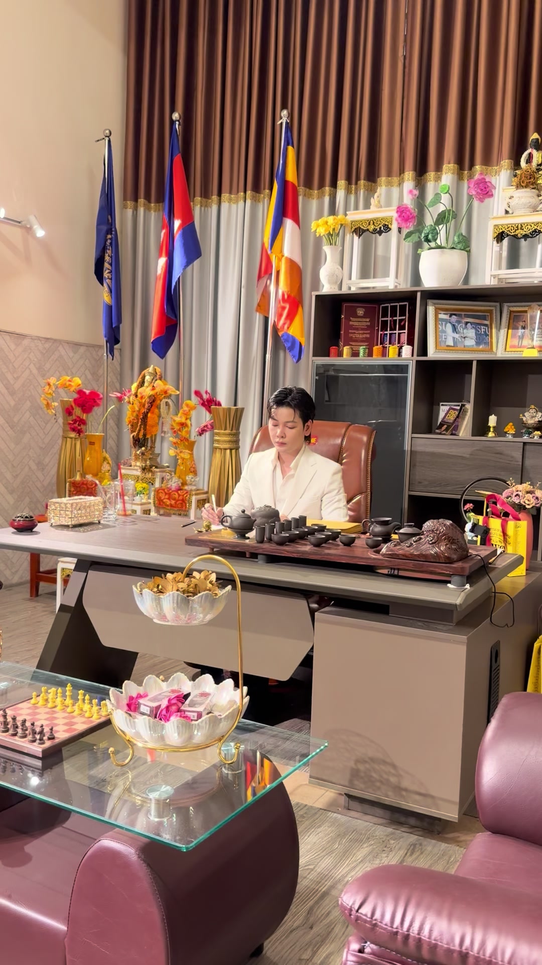 @ចន្ទ័ដារ៉ាយុទ្ធ អូនស្អាតRICHIE