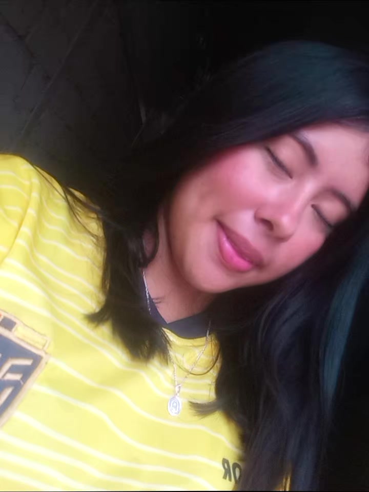 @👩🏻